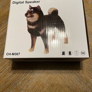 New Mini Pet Dog Wireless Bluetooth Digital Speaker